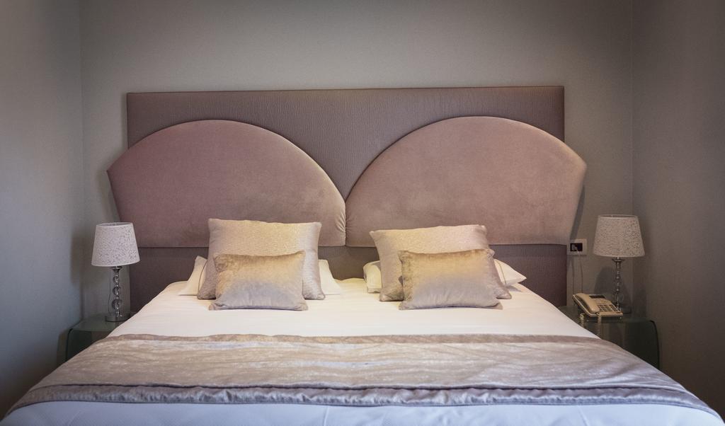 Opera House Guest, Roma Centro Storico Hotel ภายนอก รูปภาพ