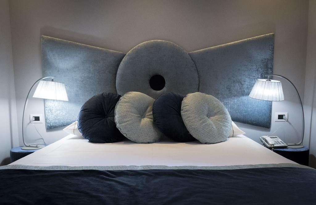 Opera House Guest, Roma Centro Storico Hotel ภายนอก รูปภาพ