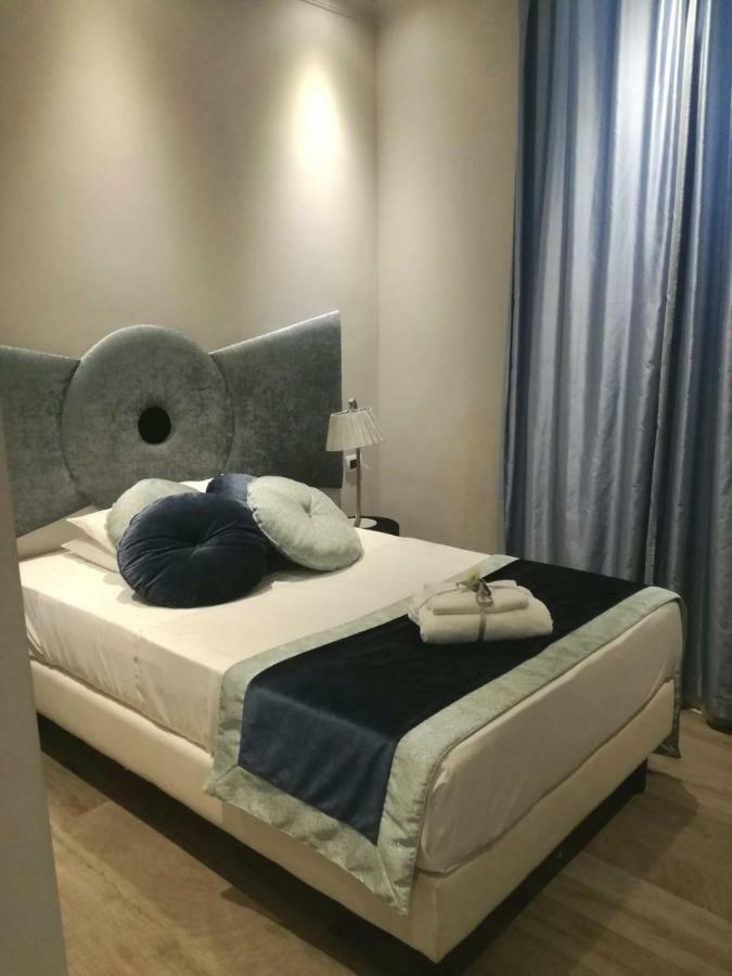 Opera House Guest, Roma Centro Storico Hotel ภายนอก รูปภาพ